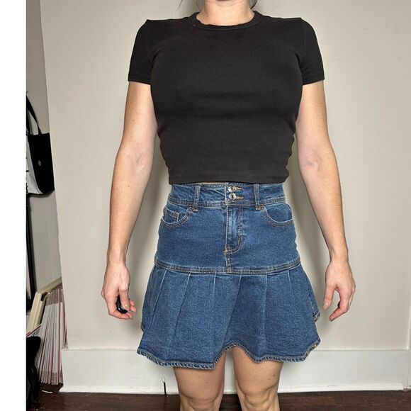 Wild Fable y2k flared Denim Skirt Size 4 - Picture 4 of 5